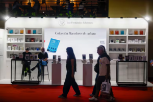 Lee más sobre el artículo Luz Fernández Ediciones en la 50° Feria del Libro: mención en La Nación